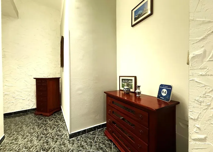 Liana-Luxury And Central Flat