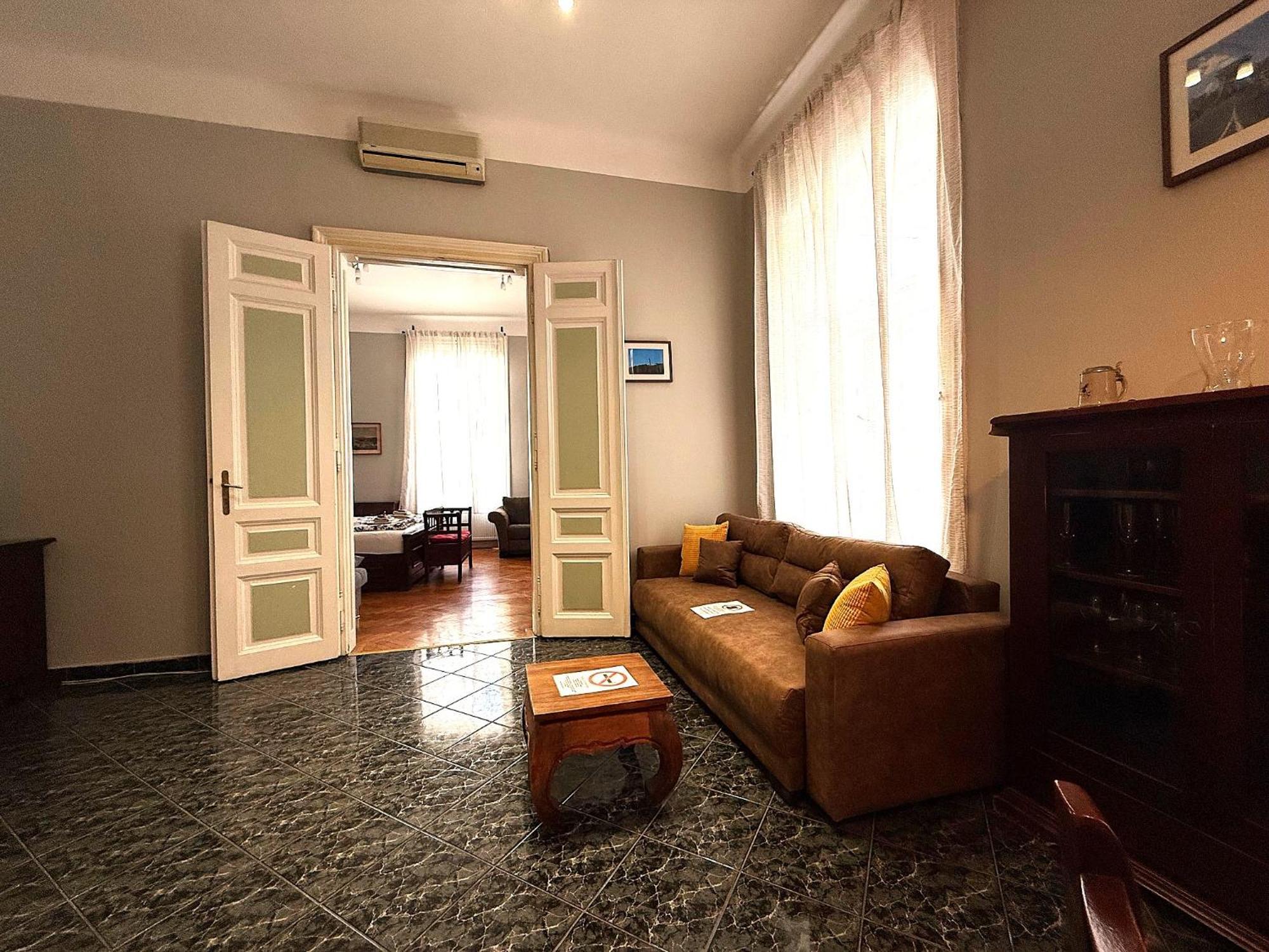 Apartment Liana-luxury And Flat